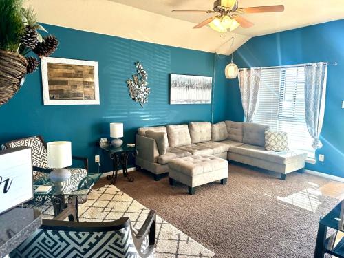 Killeen House | Family-Friendly Casa Nicholas with Spacious Yard & Kitchen