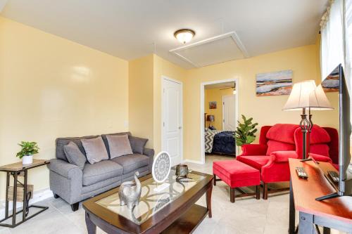Poughkeepsie Apartment | Cozy Poughkeepsie Hideaway with Hot Tub & River Views
