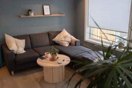 Kabelvag House | Cozy Home in the Heart of Lofoten - Family Friendly Stay