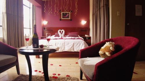 Andahuaylas Hotel | Inviting Hotel Las Terrazas Inn: Family-Friendly Retreat