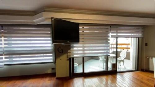 Centro Apartment | Pet-Friendly Apartamentos Barilo with Pool & Hot Tub