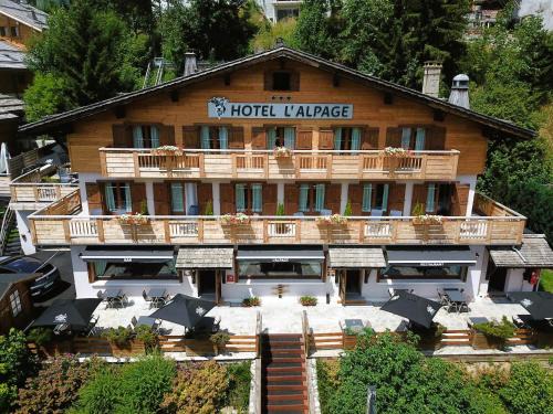 Le Grand-Bornand Hotel | Family-Friendly L'Alpage: Highly Rated with Great Dining