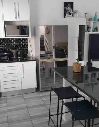 Walvis Bay Apartment | Top-Rated Ocean View at Lalandi 21 - Unforgettable Stay!