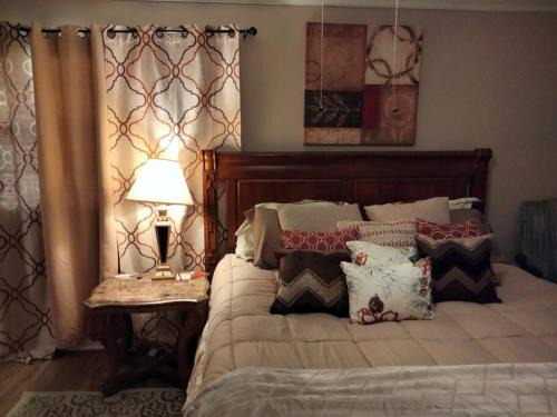 Tougaloo House | Inviting Lu's Home Away from Home for Family Getaways