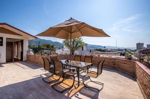 Olimpica Apartment | Family-Friendly PH Hacienda Lord Twigg with Pool Access